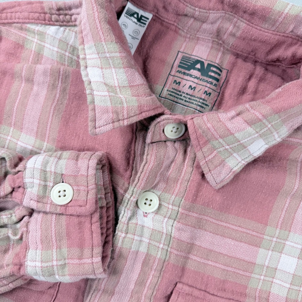 American Eagle Venture Out‎ Pink Plaid Flannel Shirt Womens Medium Button Down